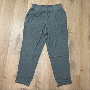 Carly Jean Los Angeles Smock Waist Lounge Pants Medium